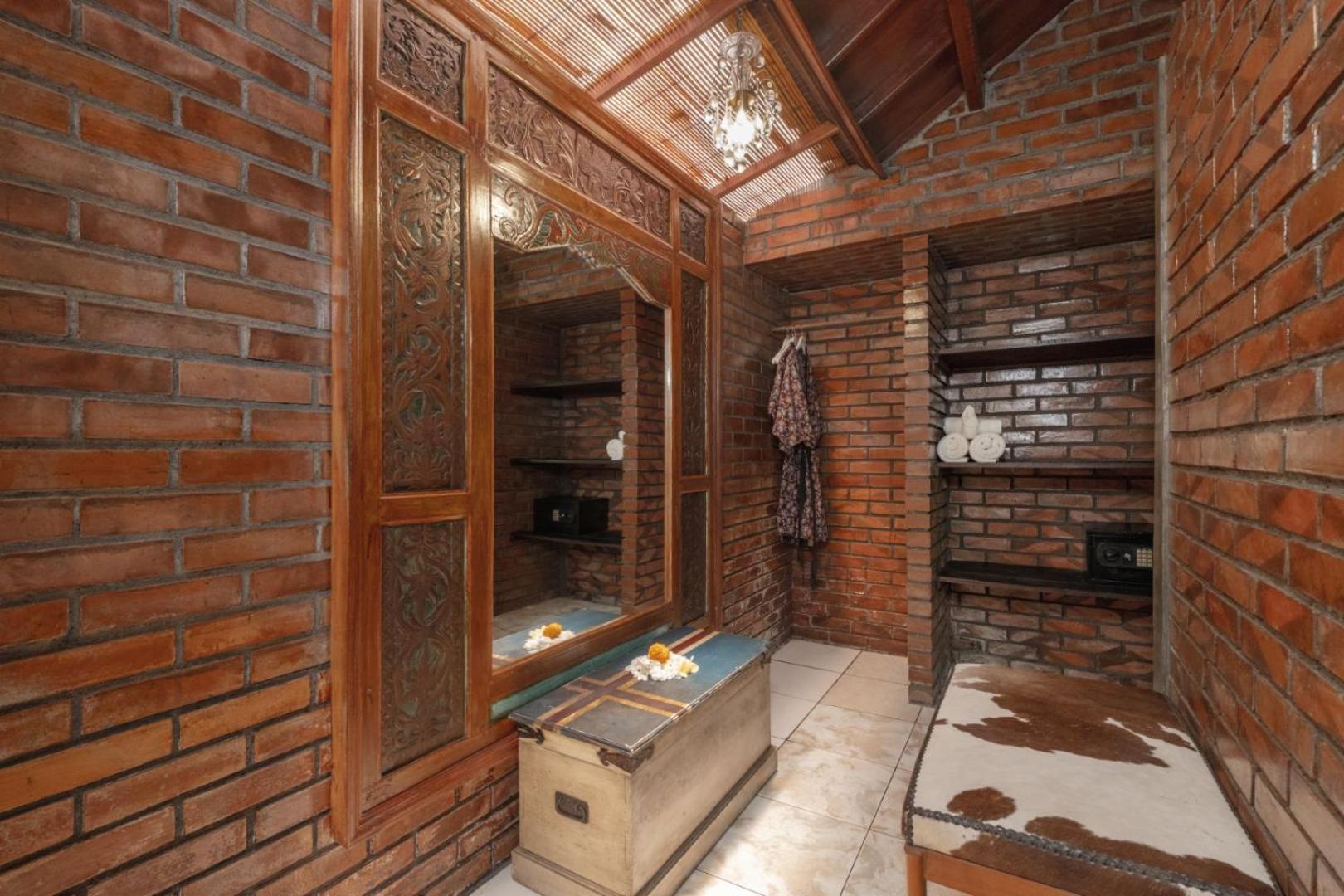 Ocean Star Villa Five Near The Kudeta Beach Seminyak Exterior foto